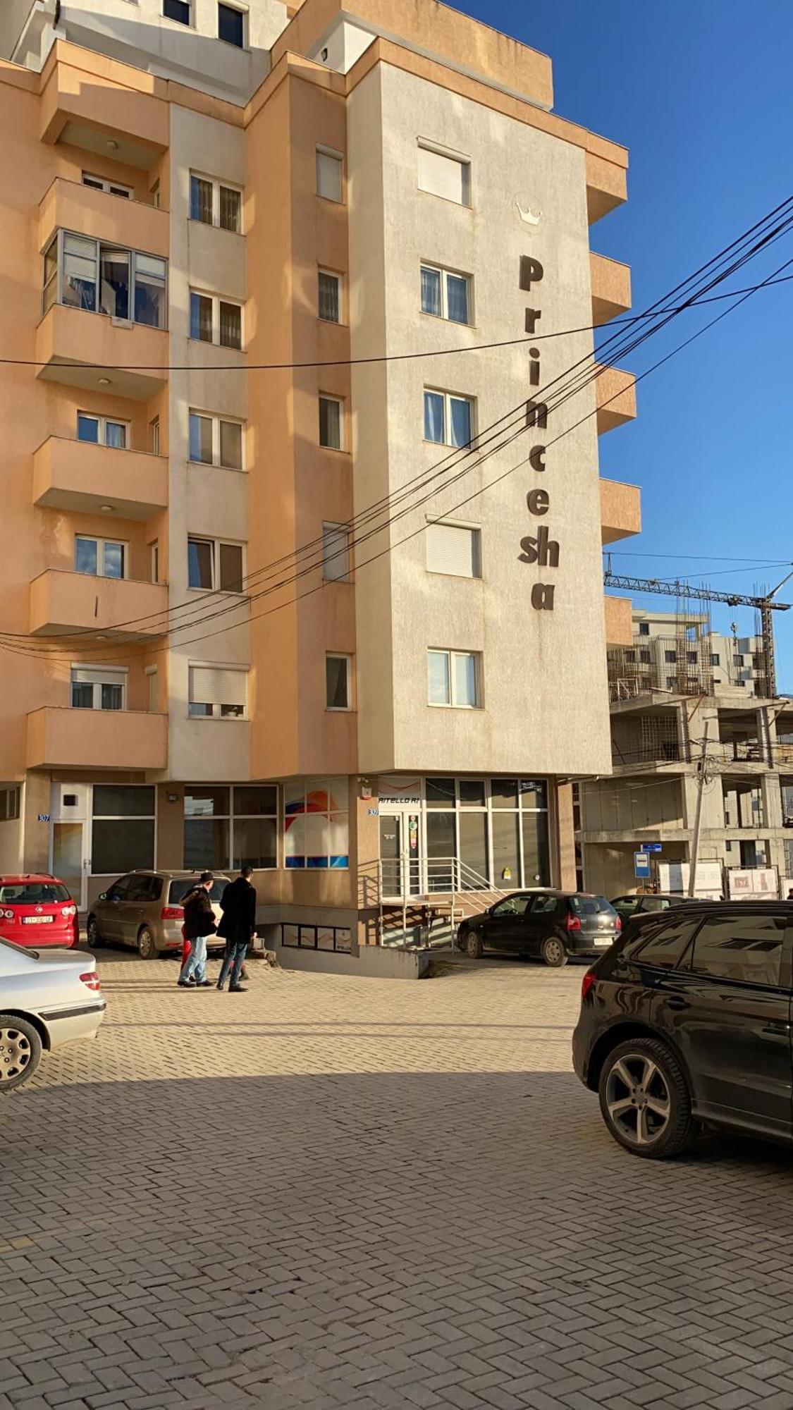 Apartment Nesti In Pristina Kosovo Luaran gambar